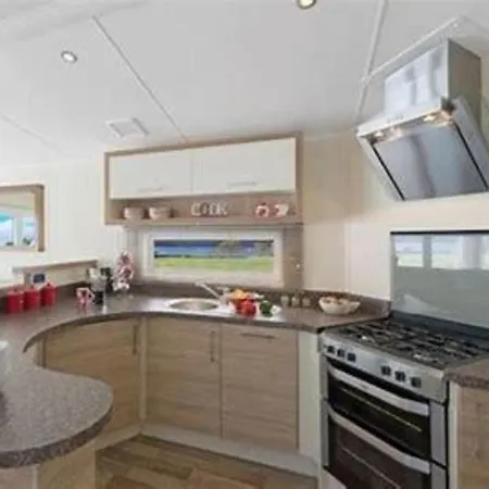 Beautiful Spacious Caravan In South Lake District Holiday home *