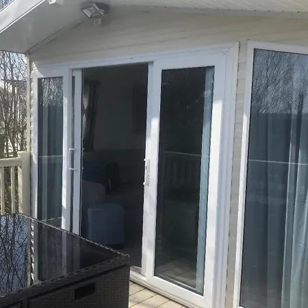 Beautiful Spacious Caravan In South Lake District Holiday home *