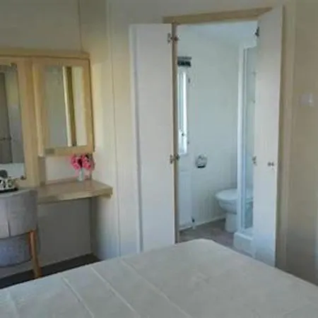 Beautiful Spacious Caravan In South Lake District Tatil Evi *
